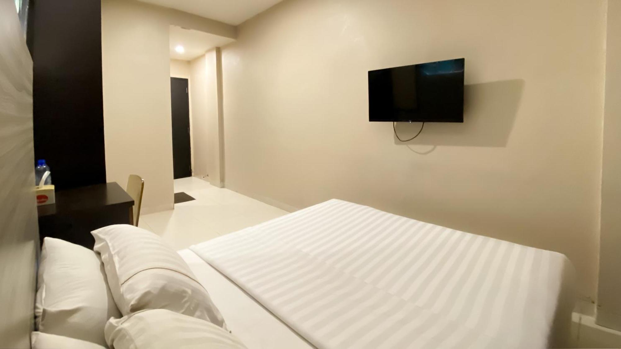 Os Hotel Batu Aji Batam Luaran gambar