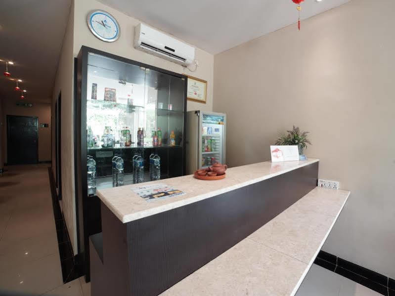 Os Hotel Batu Aji Batam Luaran gambar